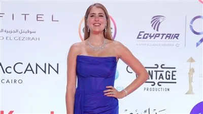 بفستان أزرق.. عائشة بن أحمد تخطف الأنظار من مهرجان القاهرة السينمائي 