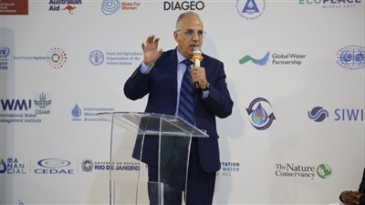 وزير الري يؤكد أهمية الاعتماد على أنظمة الرى الحديثة في مجال الزراعة 