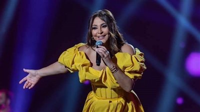 إليسا.. تثير الجدل في أحدث ظهور لها