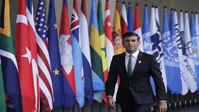 عاجل| الصين تهدد «لندن».. رئيس وزراء بريطانيا يوجه رسالة مهمة: «اقتصادنا في خطر»