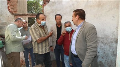 محافظ المنوفية يدعم أسرة تعول 4 من ذوي الهمم ب100 الف جنيه