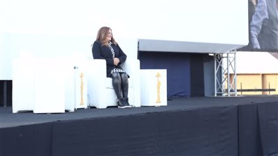 إلهام شاهين: كاملة أبو ذكري تؤمن بالممثل الذي يعمل معها 