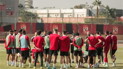 الأهلي يحسم موقفه من ضم صفقة الزمالك المنتظرة 