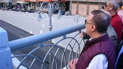 محافظ الإسكندرية يفتتح التشغيل التجريبي لمشروع نفق وكباري 45 