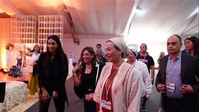 وزيرة البيئة: صناعة المنسوجات والملابس المصرية رسخت مبادئ الاستدامة والاقتصاد الدوار