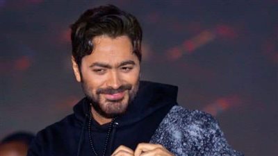 تامر حسني ينشر صورًا له من حفل الأكاديمية البحرية