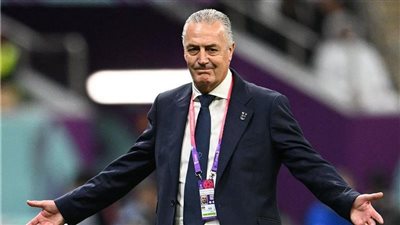 كأس العالم 2022.. أول تعليق من مدرب الاكوادور عقب الفوز على قطر في افتتاح المونديال