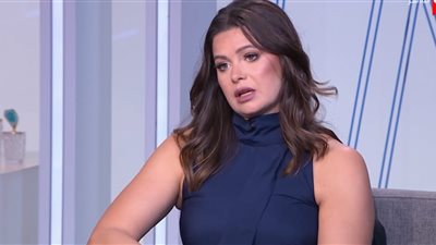 يسرا اللوزي تكشف تفاصيل توجهها لطبيبة نفسية