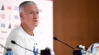 كأس العالم 2022.. ديشامب لا يهتم بغياب بنزيمة عن فرنسا