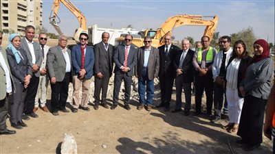 بدء العمل بمشروع إنشاء المجمع الطبي بالحرم الجامعي بحلوان