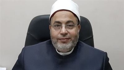 بعد الجدل على مواقع التواصل.. أزهري يكشف حقيقة ظهور 