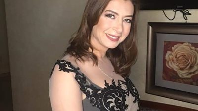 بإطلالة أنيقة.. منال سلامه تتألق في حفل ختام مهرجان القاهرة السينمائي (فيديو)