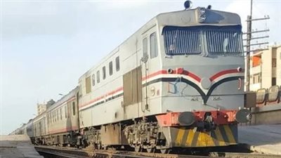 تفاصيل مصرع شخصين صدمهما قطار على مزلقان الـ 