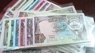 أسعار الدينار الكويتى فى البنوك المصرية اليوم الجمعة 25 -11-2022