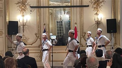 فرقة بورسعيد للفنون الشعبية تبهر الجماهير في ختام العروض الفنيه بلندن 