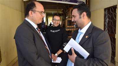 رئيس جامعة حلوان يتابع بدء انطلاق مارثون انتخابات الاتحادات الطلابية 