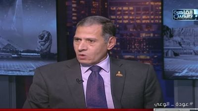 نقيب صيادلة القاهرة: سنتوقف عن إعطاء الحقن لحين صدور تشريع