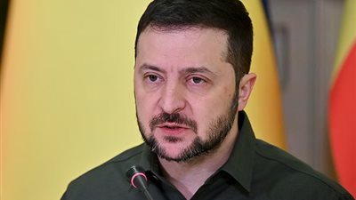 زيلينسكي يحذّر من هجمات روسية جديدة