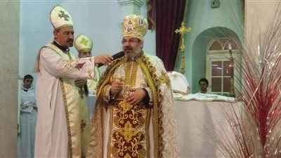 نيافة الأنبا توما يحتفل بعيد يسوع الملك بطهطا