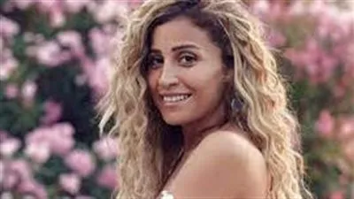 دينا الشربيني تبدأ تصوير 