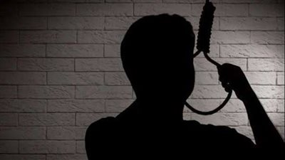 لمروره بأزمة نفسية.. تفاصيل إنهاء شاب حياته شنقًا داخل منزله بكرداسة
