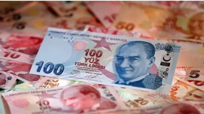 انخفاض الليرة التركية الأربعاء.. تفقد 7 % وتواصل خسائرها وسط ضغوط كبيرة 