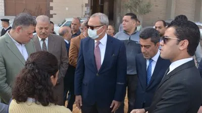 محافظ القليوبية يتفقد مشروع تغطية الترعة البولاقية بغرب شبرا الخيمة 