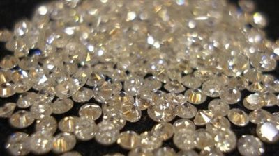  هل يتم إعفاء اللولؤ والألماظ من الجمارك؟ التموين تُجيب