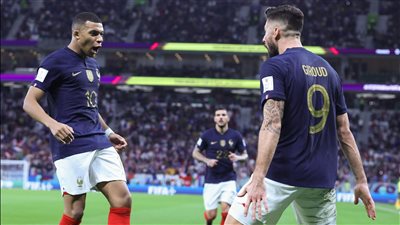 مبابي وجيرو يقودان فرنسا لعبور بولندا والتأهل إلى ربع نهائي كأس العالم 2022