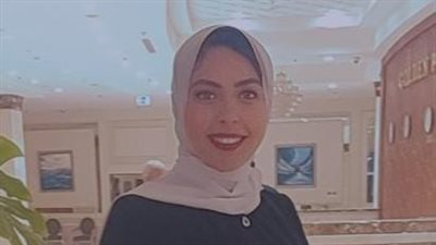 تكريم الموهبة بتول أبو اليزيد في مهرجان “آخر موضة لعروض الأزياء”