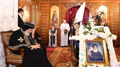 بحضور البابا تواضروس الثاني.. صلوات جنازة الأنبا داود بمطرانية المنصورة