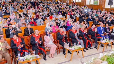 حفل تخرج بكلية الحقوق جامعة المنصورة (صور)