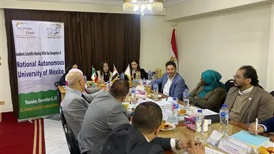 مركز الحوار يستقبل وفد برنامج آسيا والشرق الأوسط بجامعة المكسيك.. تفاصيل