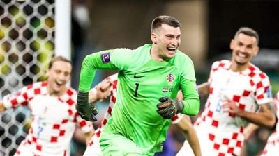 عاجل.. ليفاكوفيتش يحصل علي جائزة أفضل لاعب في مباراة البرازيل وكرواتيا