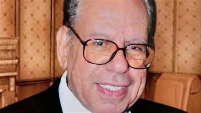 وزيرة الثقافة تنعي رئيس مجمع اللغة العربية صلاح فضل