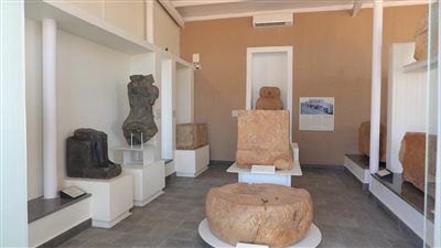 أستاذ آثار يوضح الفارق ما بين صا وصان الحجر 