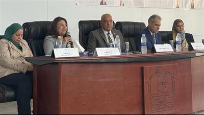 مركز التطوير المهني بجامعة أسوان يوفر 1500 فرصة عمل بالمصانع والشركات