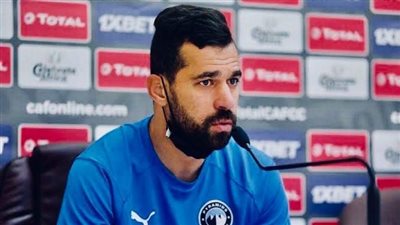 هل سيرحل عبد الله السعيد عن بيراميدز ؟ مصدر يُجيب