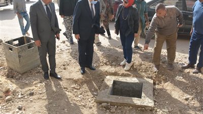 محافظ القليوبية يتفقد مشروع رصف محور الباسوسية ورصف طريق أبو الغيط 