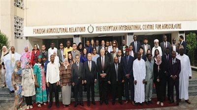 وزير الزراعة يسلم شهادات التدريب لـ 59 مبعوثا من 30 دولة إفريقية وآسيوية وأوروبية 