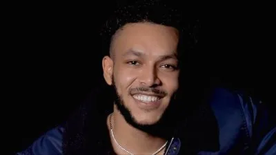 تفاصيل غناء ويجز 