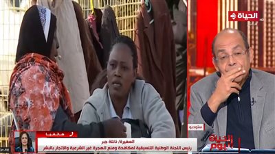 السفيرة نائلة جبر تفجر مفاجأة عن عدد اللاجئين في مصر (فيديو)