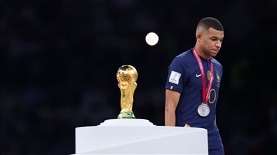 قرار عاجل من ديشامب تجاه كيليان مبابي 