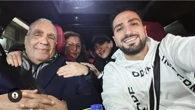 أحدث ظهور محمد الشرنوبي برفقة عائلته 