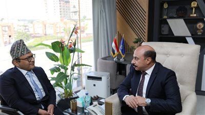 محافظ أسوان يستقبل سفير دولة نيبال