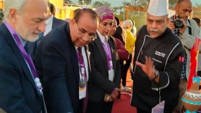 المستشار الثقافي الإيطالي يشهد 