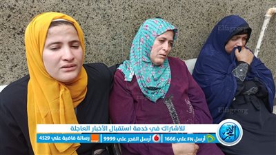 انهيار أسرة الصحفي محمود الجماس من أمام مشرحة المستشفى(فيديو) 
