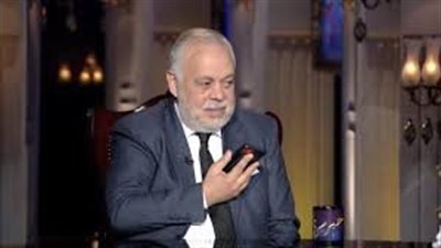 أشرف زكي: المسرح مات وكفنه الزمن.. وتجربتا محمد صبحي وأشرف عبد الباقي تبعثان الأمل