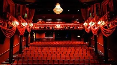 قريبا.. عروض مسرحية جديدة على مسرح 'البالون' 