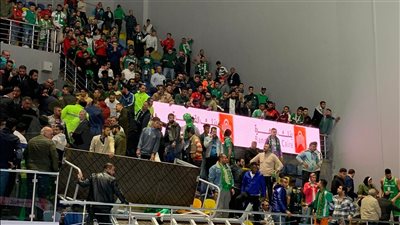 عاجل.. إلغاء مباراة الأهلي والاتحاد في سوبر السلة بعد إنهيار المدرج على الجماهير